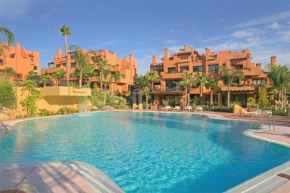 Alzambra Hill Club, Puerto Banus, Marbella